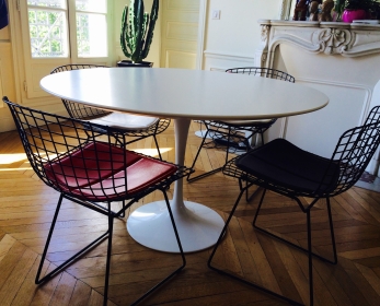 Table ovale Saarinen édition Knoll