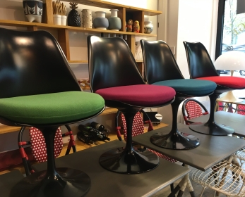 Série de 4 chaises Tulip noires Saarinen édition Knoll