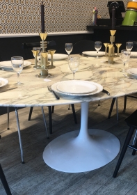 Table Saarinen 198 marbre calacatta