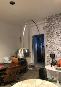 Rare lampadaire Arco marbre noir édition Flos