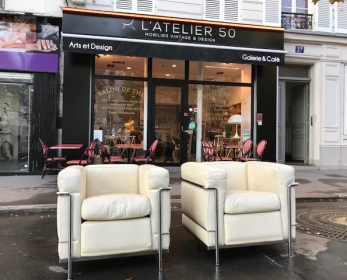 Paire LC2 LeCorbusier blanc édition Knoll