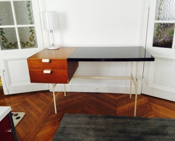 Bureau CM 141 de Pierre Paulin édition Thonet 1954