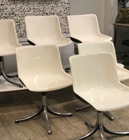 6 Chaises Borsani pour Tecno