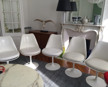 Authentiques chaises tulipe Saarinen édition Knoll