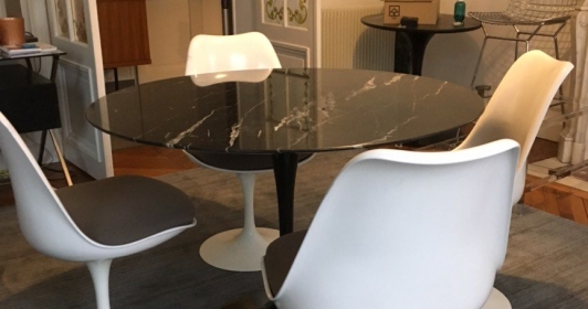 Table Tulip Saarinen marbre noir
