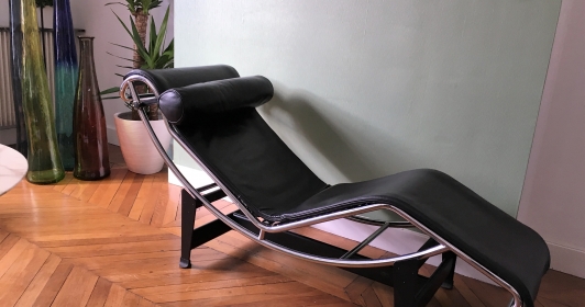 Chaise LC 4 de Le Corbusier édition Cassina