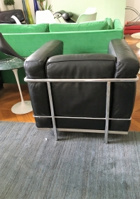 Fauteuils LC 2 Le Corbusier, édition Cassina