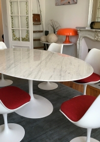 Ensemble table et chaises Saarinen édition Knoll