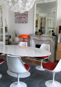 Ensemble table et chaises Saarinen édition Knoll