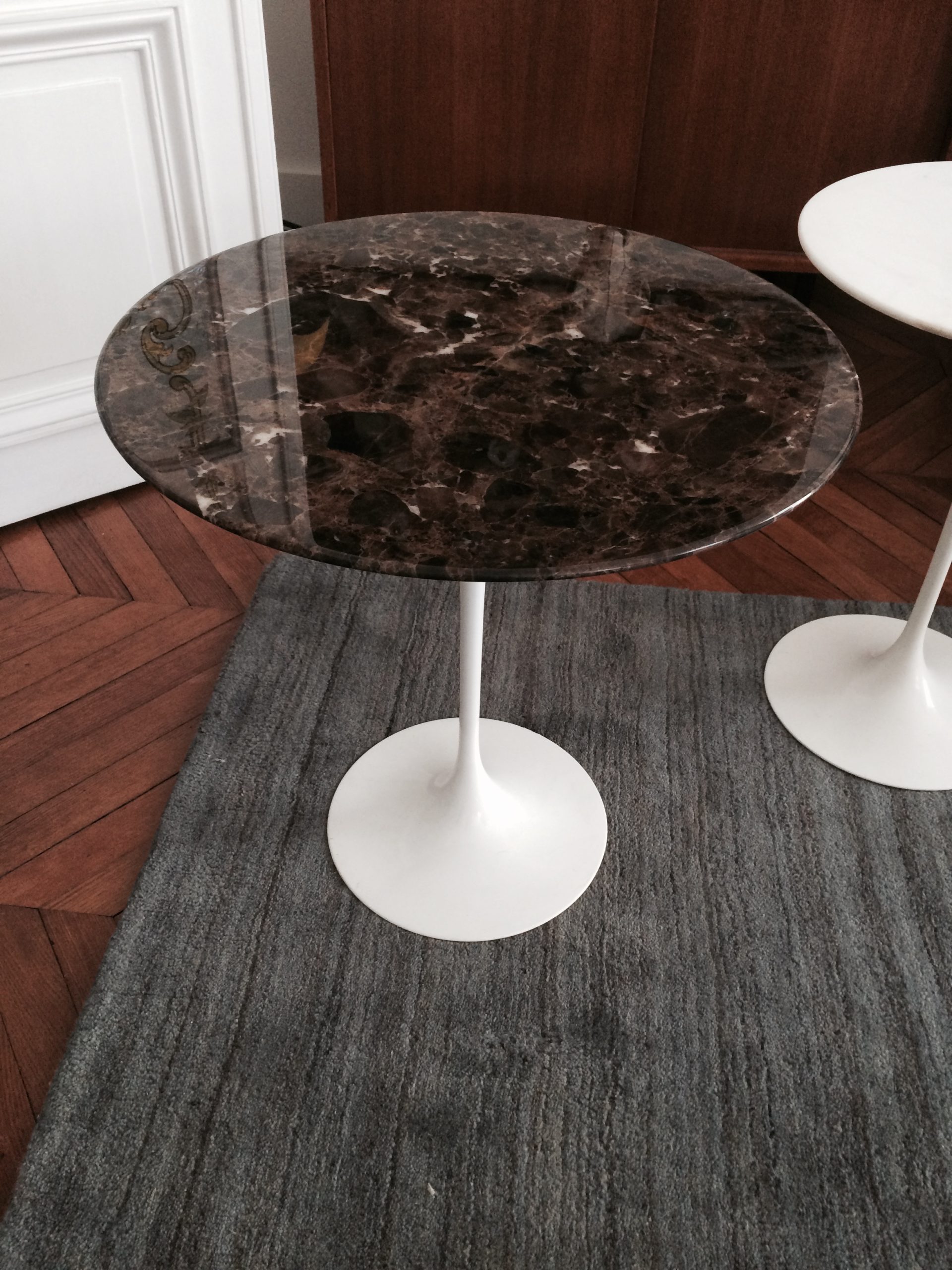 Guéridon tulipe Saarinen édition Knoll 2015