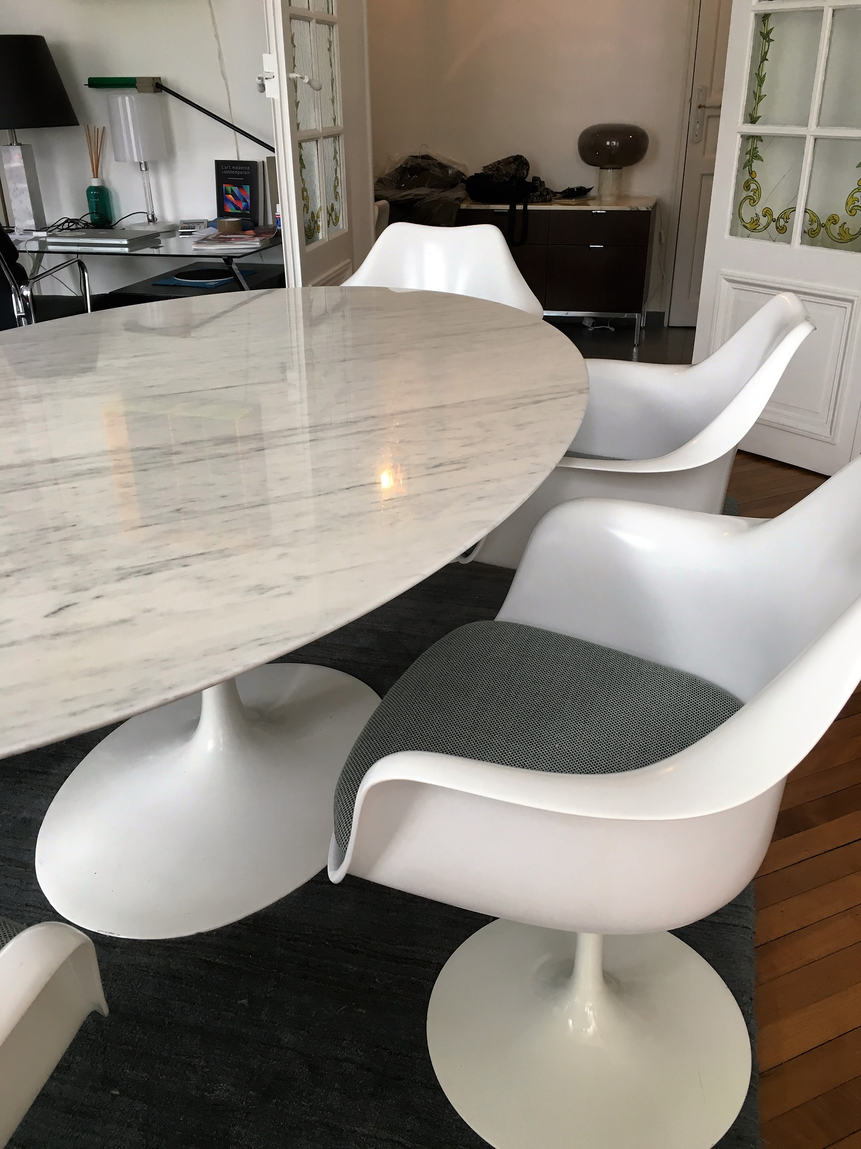 Table Knoll Saarinen 244 cm en marbre