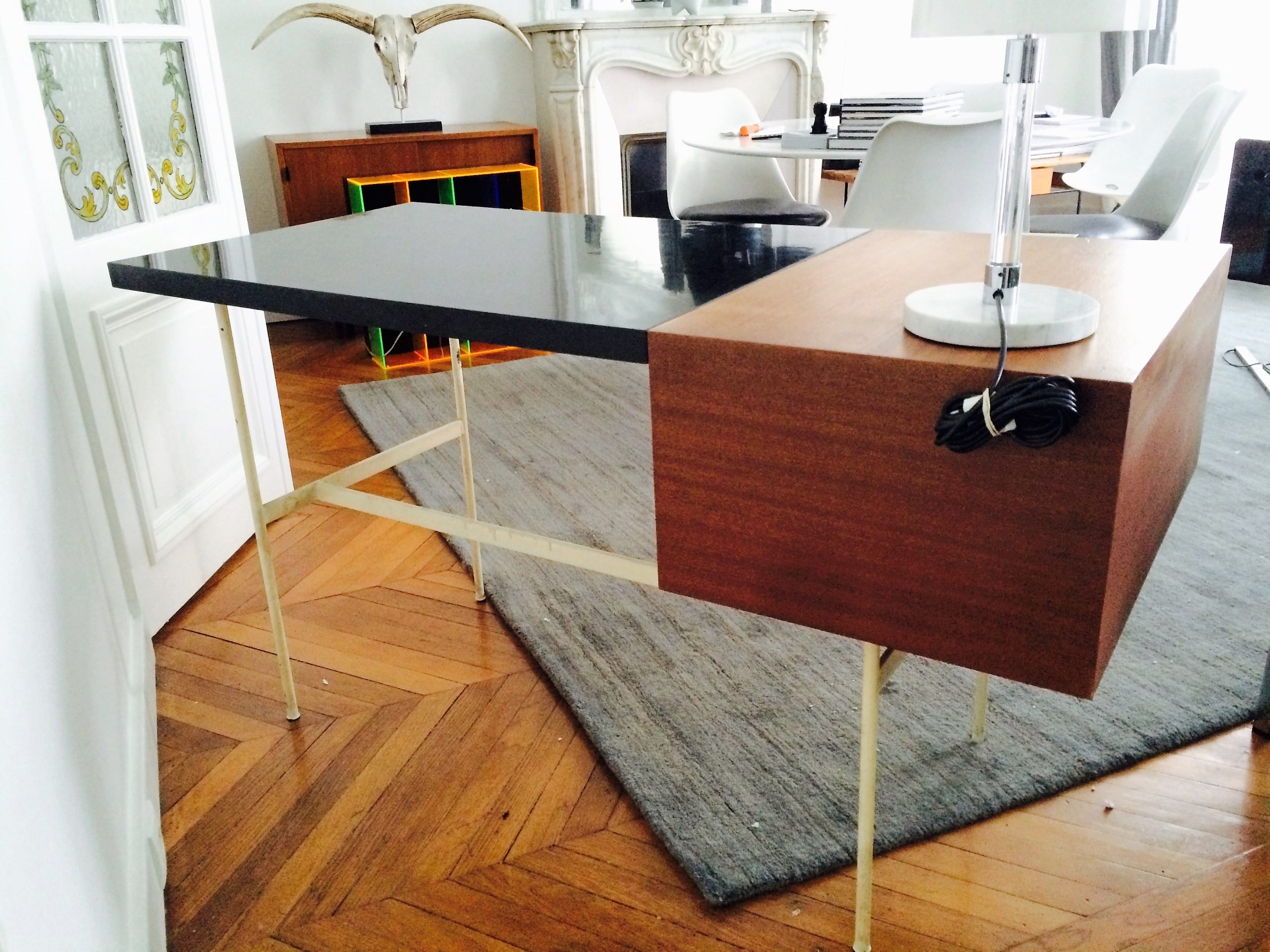 Bureau CM 141 Pierre Paulin édition Thonet