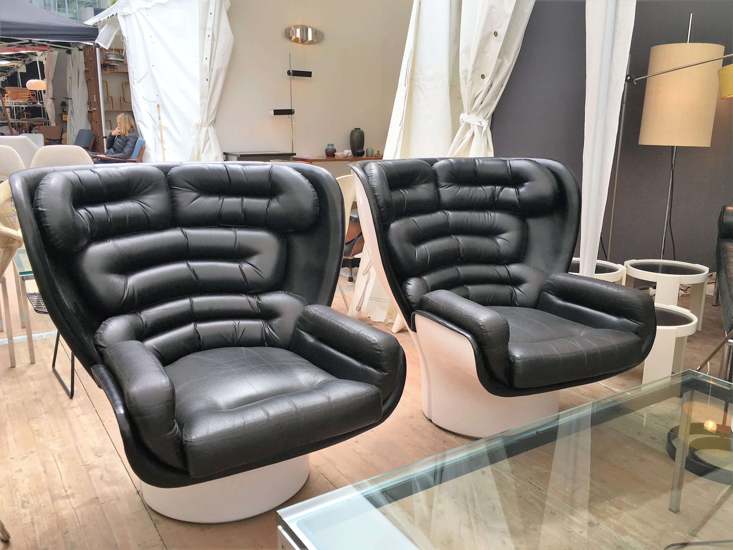 Fauteuils en cuir “Elda” Joe Colombo